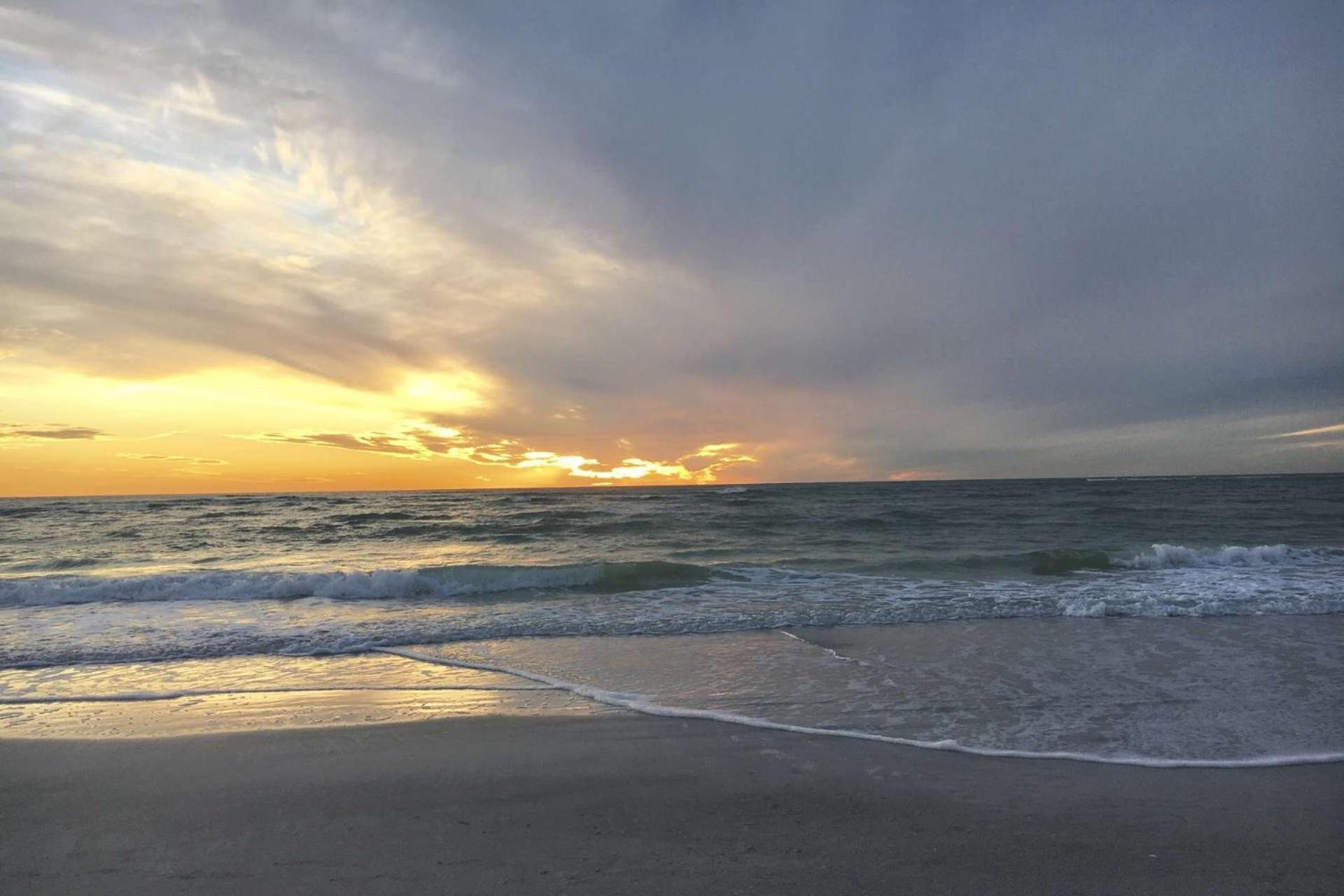 House Of Sun Siesta Key Crescent * Sarasota